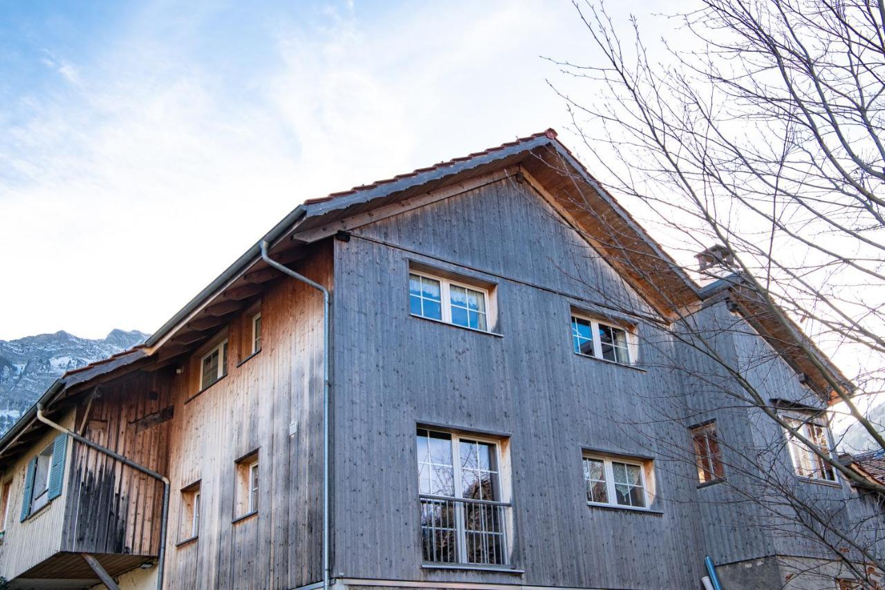 Swiss Holiday House Wilderswil Exterior foto